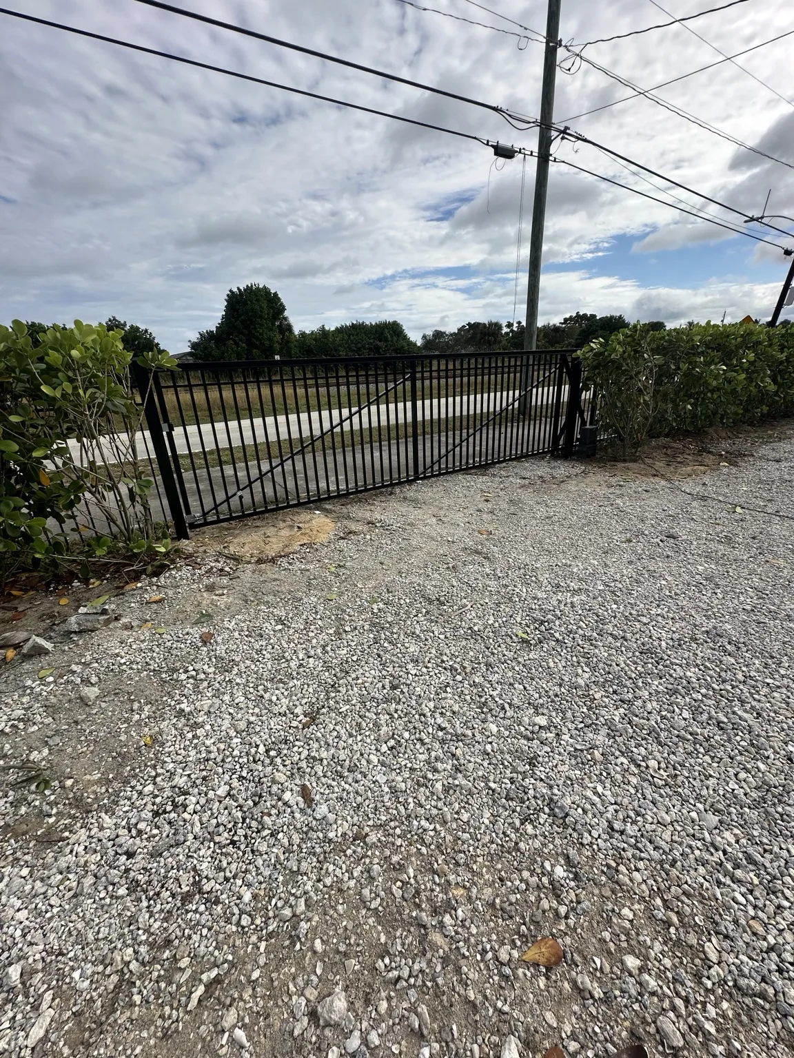 FNH Services fencing & gates project